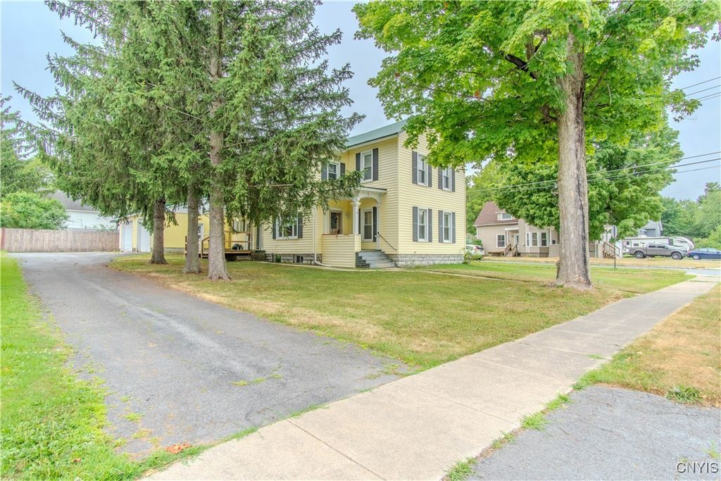 5 Church Street, Philadelphia, NY 13673