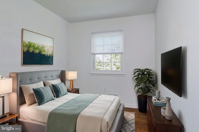 14668 CLOVERDALE RD, Woodbridge, VA 22193