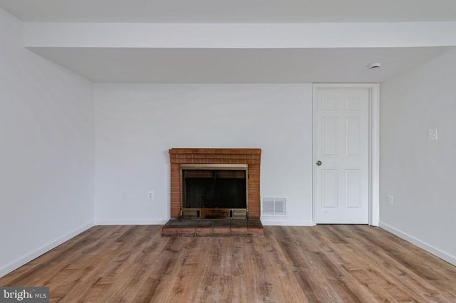 14668 CLOVERDALE RD, Woodbridge, VA 22193