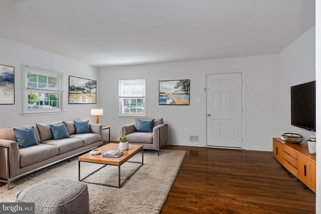 14668 CLOVERDALE RD, Woodbridge, VA 22193