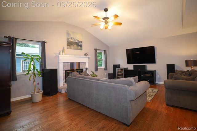 2926 Lansdowne Road, Waterford Charter Township, MI 48329