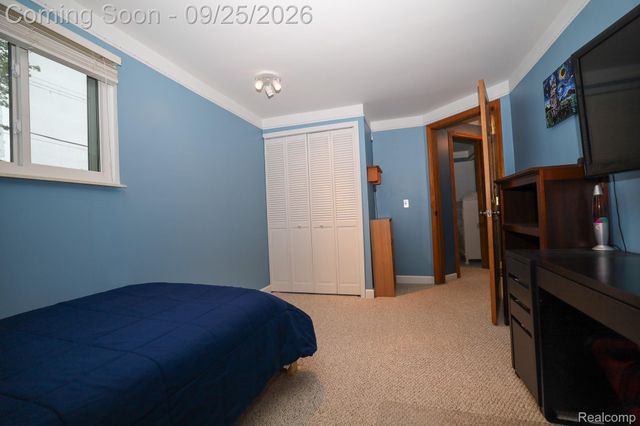 2926 Lansdowne Road, Waterford Charter Township, MI 48329