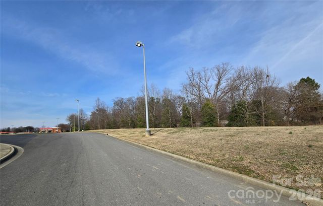 0 W Trade Street, Dallas, NC 28034