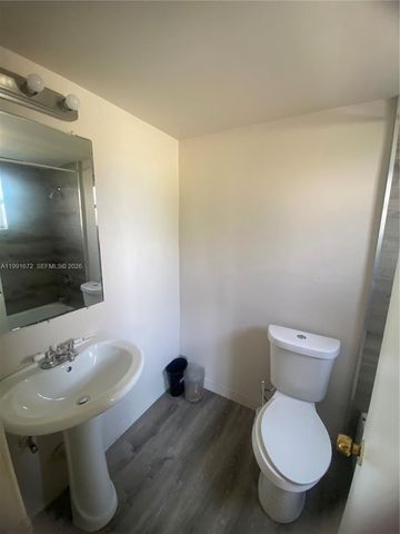 13500 NE 3rd Court 205, North Miami, FL 33161