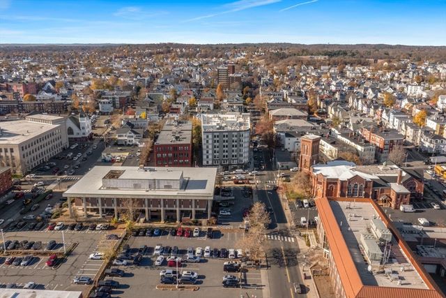 585 Essex St 210, Lynn, MA 01901