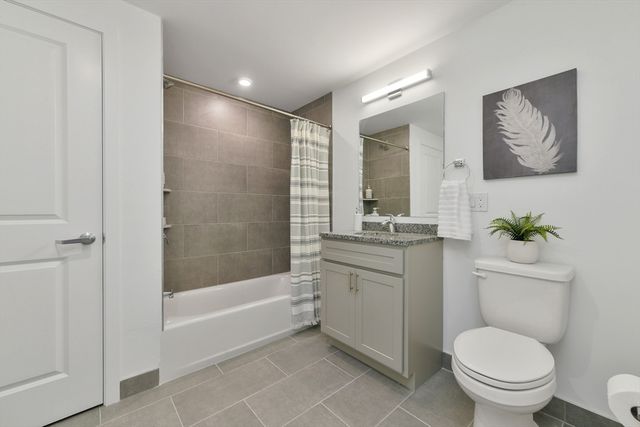 585 Essex St 210, Lynn, MA 01901