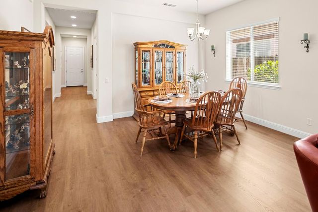 2024 Abby Gate Dr, Roseville, CA 95747