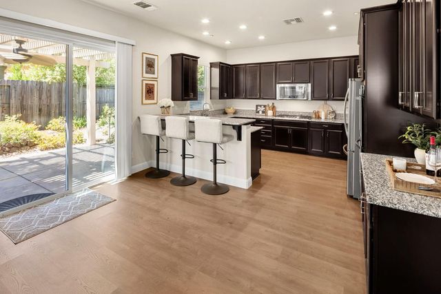 2024 Abby Gate Dr, Roseville, CA 95747