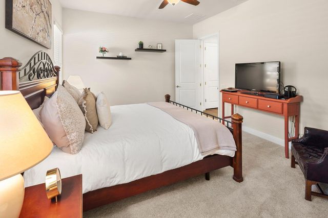 2024 Abby Gate Dr, Roseville, CA 95747