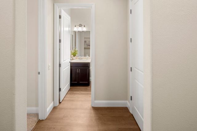 2024 Abby Gate Dr, Roseville, CA 95747