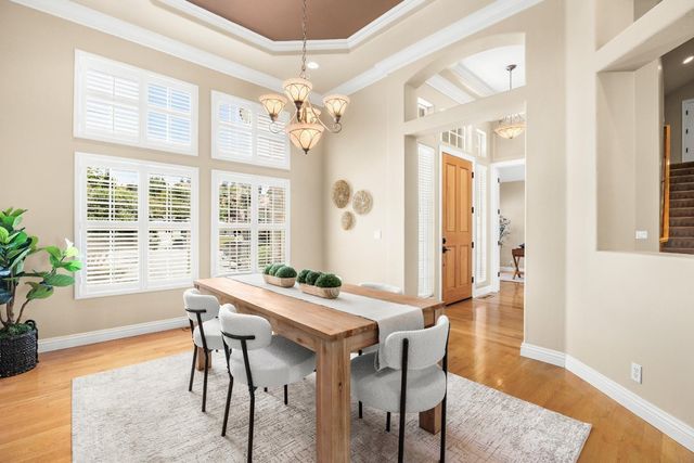 961 Oak Creek Court, Hollister, CA 95023