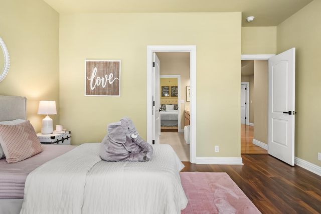 961 Oak Creek Court, Hollister, CA 95023
