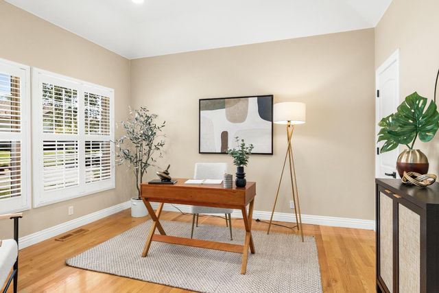 961 Oak Creek Court, Hollister, CA 95023