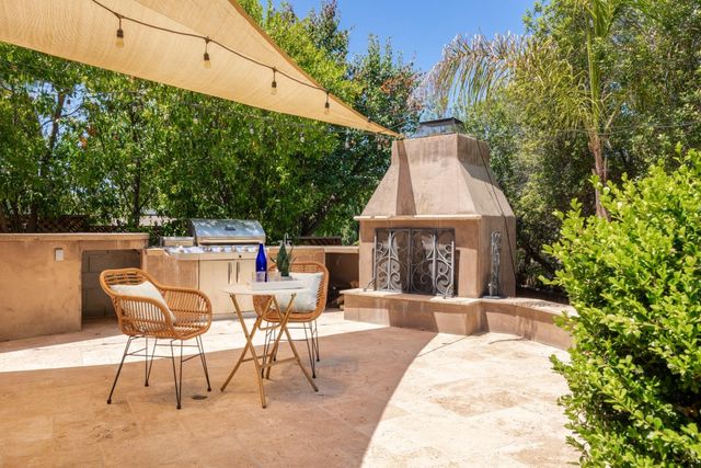 961 Oak Creek Court, Hollister, CA 95023