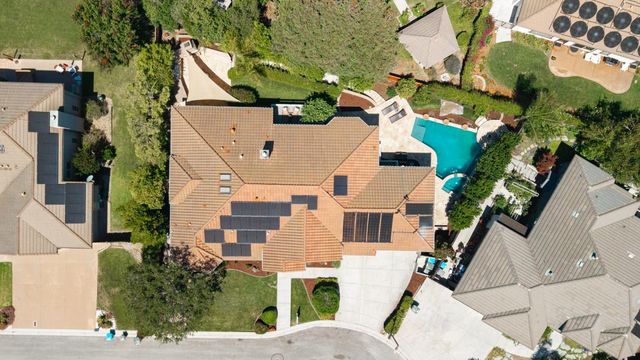 961 Oak Creek Court, Hollister, CA 95023
