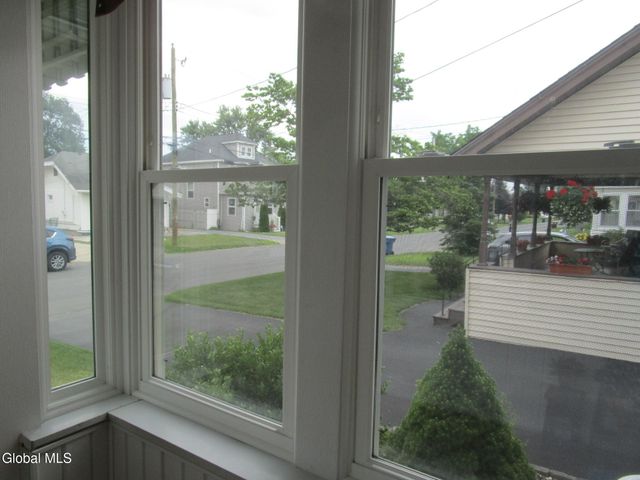 3025 Cox Avenue, Rotterdam, NY 12306