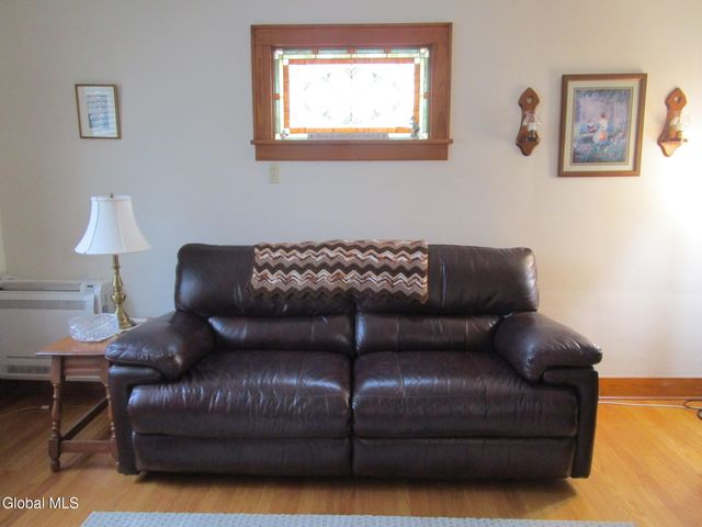3025 Cox Avenue, Rotterdam, NY 12306