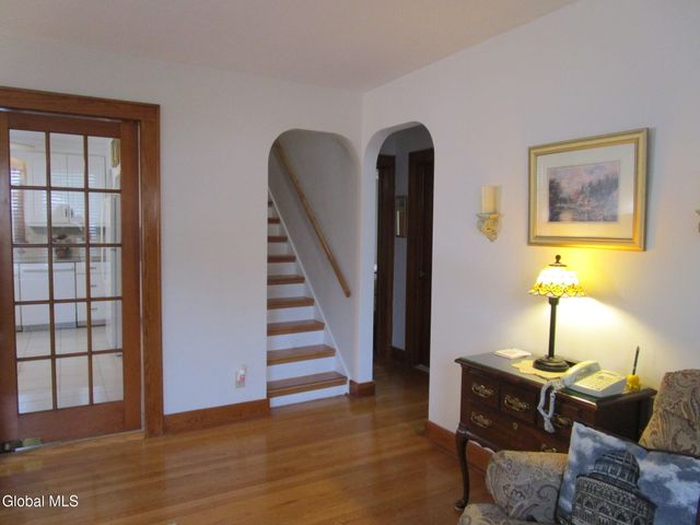 3025 Cox Avenue, Rotterdam, NY 12306