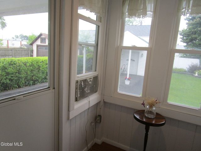3025 Cox Avenue, Rotterdam, NY 12306