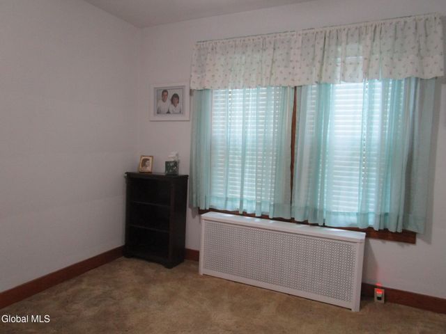 3025 Cox Avenue, Rotterdam, NY 12306