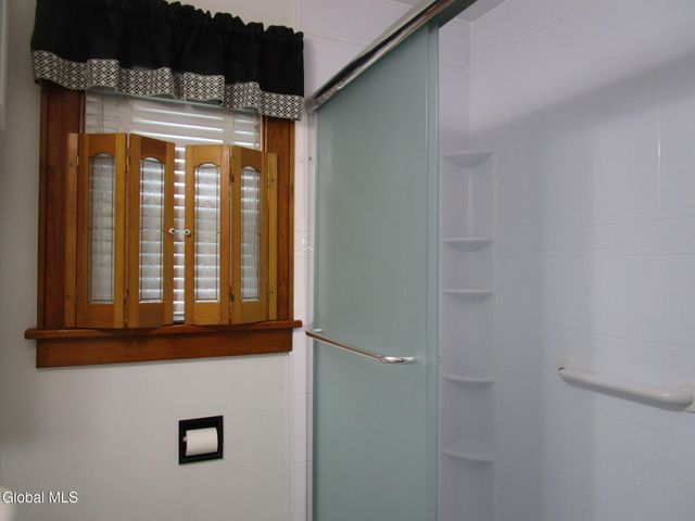 3025 Cox Avenue, Rotterdam, NY 12306