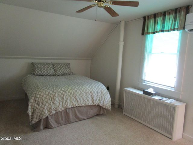 3025 Cox Avenue, Rotterdam, NY 12306