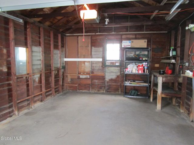 3025 Cox Avenue, Rotterdam, NY 12306