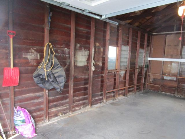 3025 Cox Avenue, Rotterdam, NY 12306