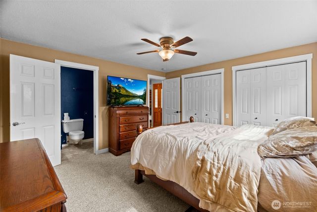 3924 18th Avenue NE, Olympia, WA 98506