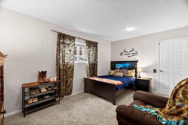 3924 18th Avenue NE, Olympia, WA 98506