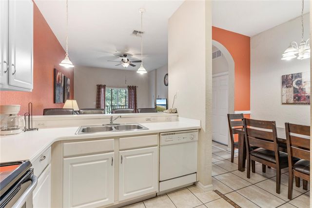 911 NEW PROVIDENCE 911, Davenport, FL 33897