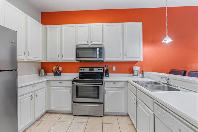 911 NEW PROVIDENCE 911, Davenport, FL 33897