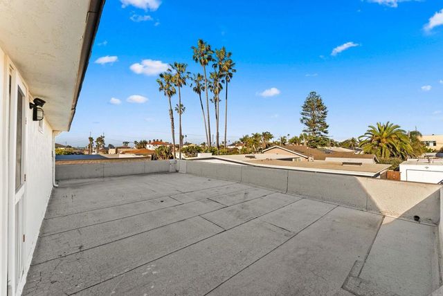 685 Seacoast Drive, Imperial Beach, CA 91932