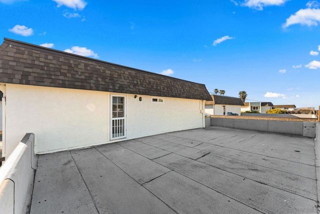 685 Seacoast Drive, Imperial Beach, CA 91932