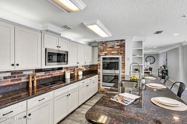 12834 MICANOPY Lane, Jacksonville, FL 32223