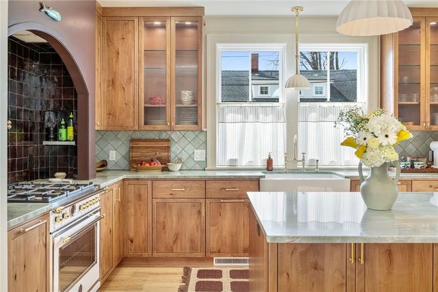 49 Third Street, Newport, RI 02840