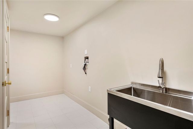 49 Third Street, Newport, RI 02840