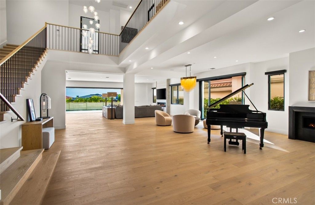 Image 10 of property listing at 75 Ritz Cove Dr., Dana Point, CA 92629