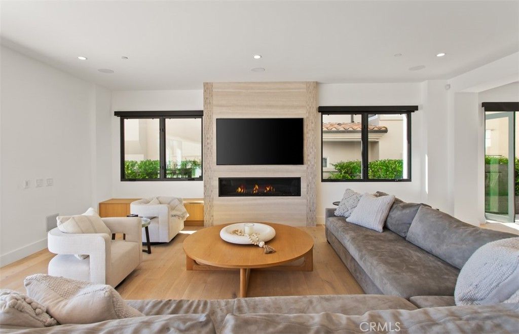 Image 18 of property listing at 75 Ritz Cove Dr., Dana Point, CA 92629