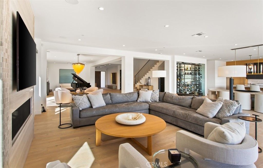 Image 19 of property listing at 75 Ritz Cove Dr., Dana Point, CA 92629
