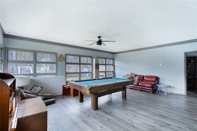 60 Brookedge Road, Cheektowaga, NY 14043