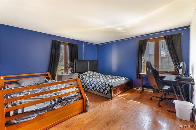 60 Brookedge Road, Cheektowaga, NY 14043