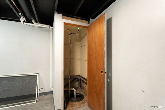 60 Brookedge Road, Cheektowaga, NY 14043