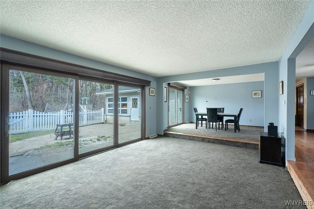 60 Brookedge Road, Cheektowaga, NY 14043