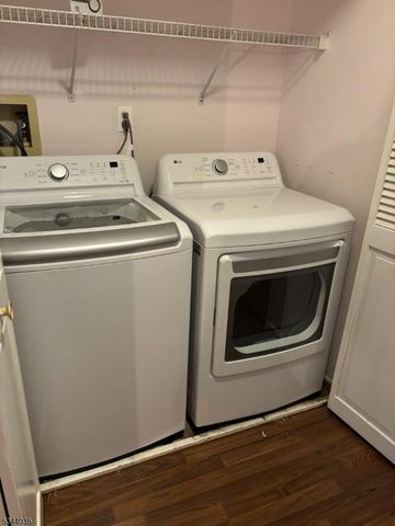 135 Hawthorne Ct, Rockaway Twp., NJ 07866