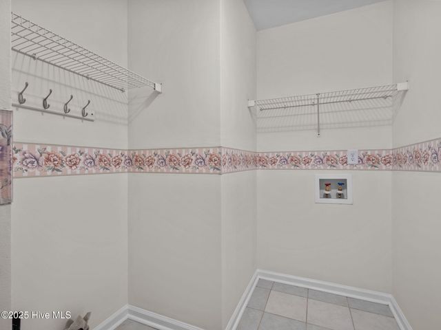 834 S Dogwood Lane, Swansboro, NC 28584