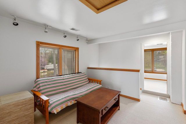 5831 S Hacker DRIVE, West Bend, WI 53095
