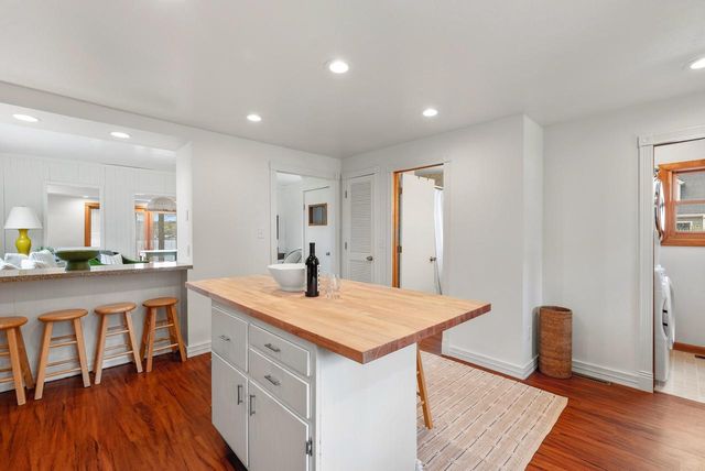 5831 S Hacker DRIVE, West Bend, WI 53095