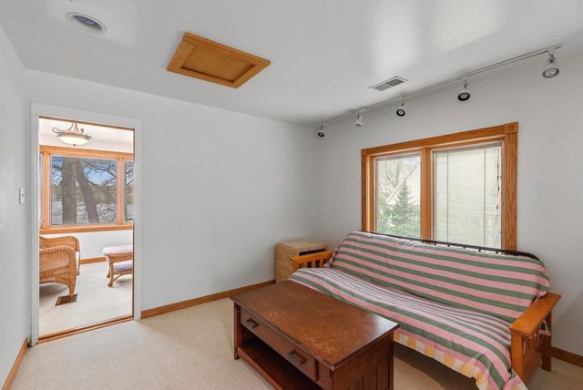5831 S Hacker DRIVE, West Bend, WI 53095