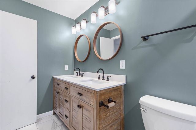 32 Greenwood Park, Pittsford, NY 14534